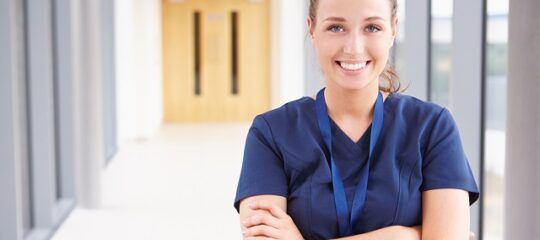 Enfermera o enfermero, ¿qué habilidades son claves a la hora de contratar?